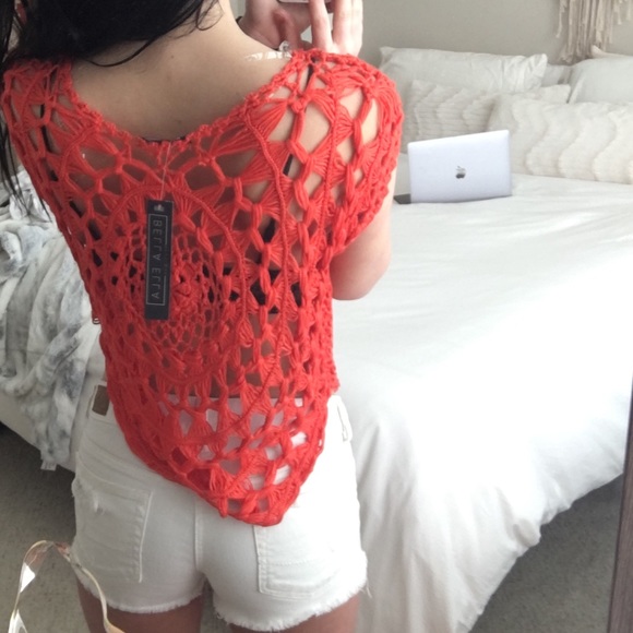 Crochet Top - Picture 3 of 5